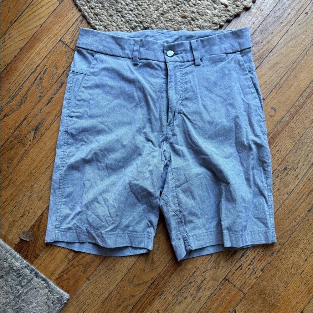 Lululemon Men’s ABC Classic-Fit Short Grey size: 30